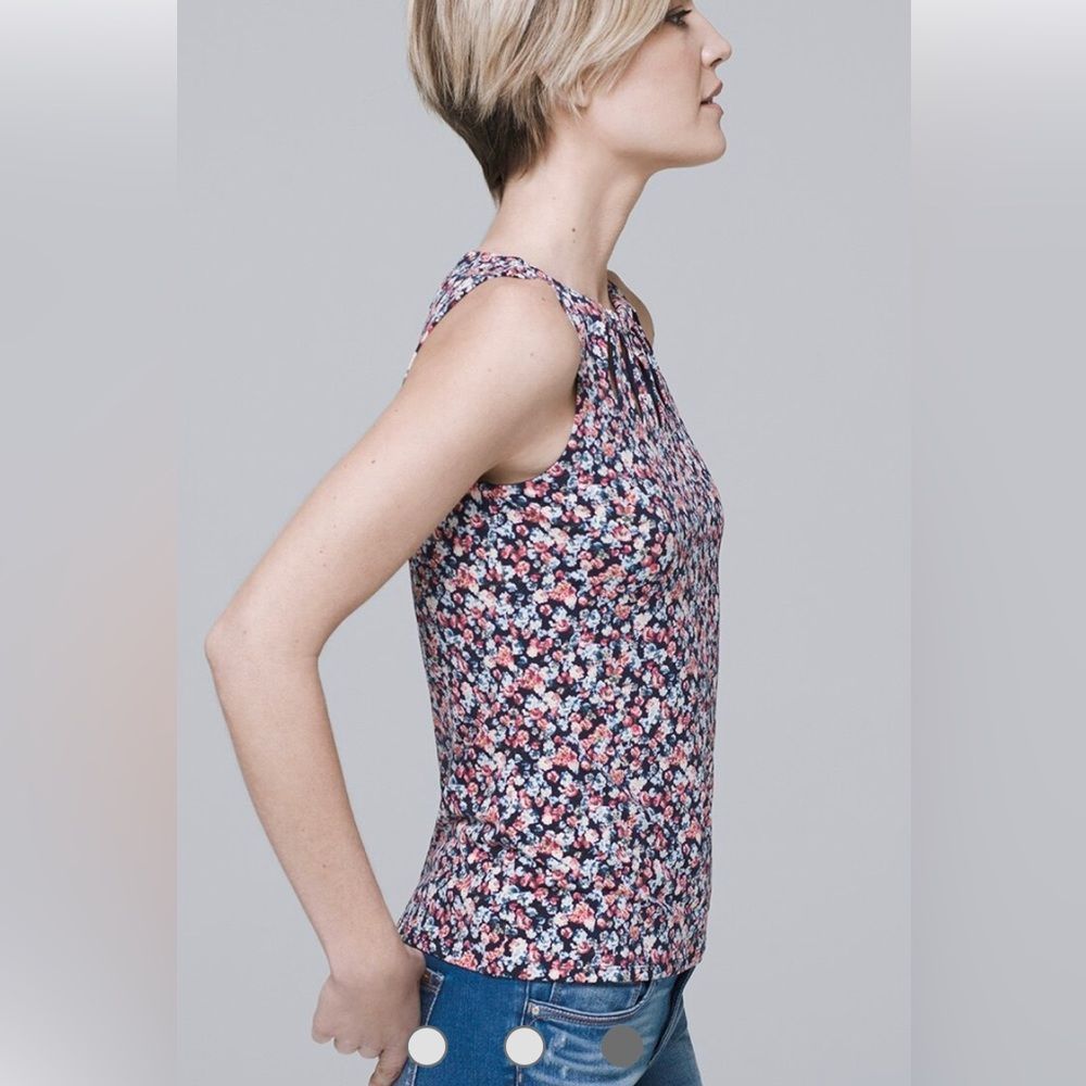 White House black market floral layering floral tank with keyhole detail size S